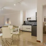 Appartement Crisanzio 80 *