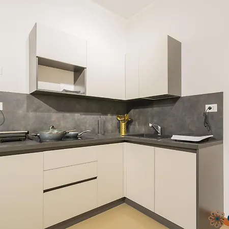 Crisanzio 80 Бари