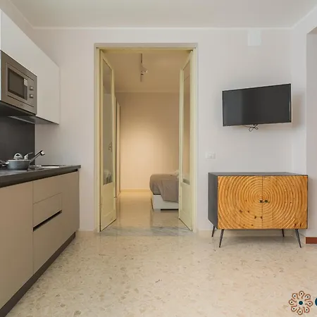 Crisanzio 80 Apartament Bari